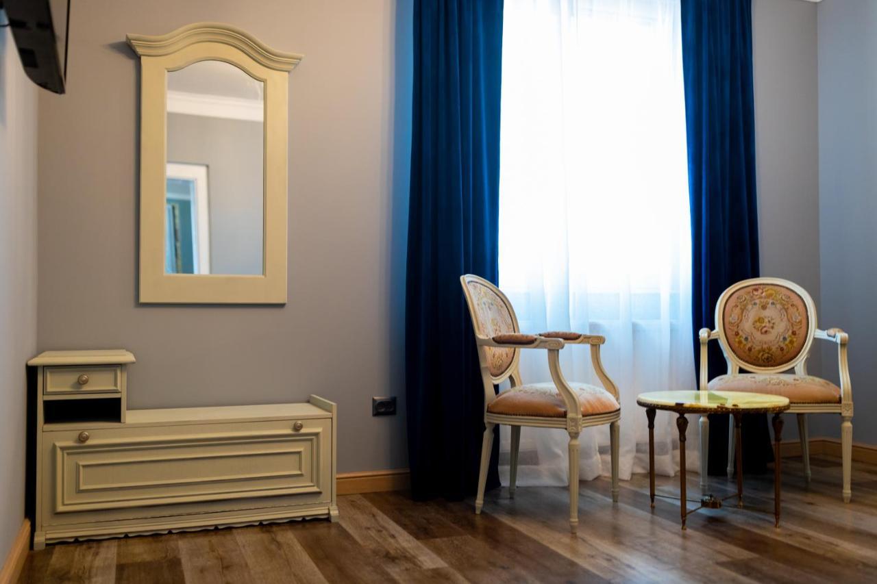 Апартаменты The Corner House Хунедоара Экстерьер фото
